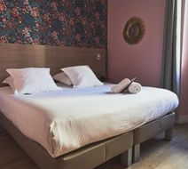 Grand Hotel Dauphine Room