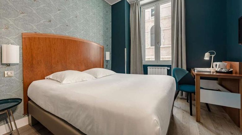 <b>Grand Hotel Dauphine Room</b>. Images powered by <a href="https://iceportal.shijigroup.com/" title="IcePortal" target="_blank">IcePortal</a>.