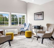 BW Buffalo Inn & Suites Lobby