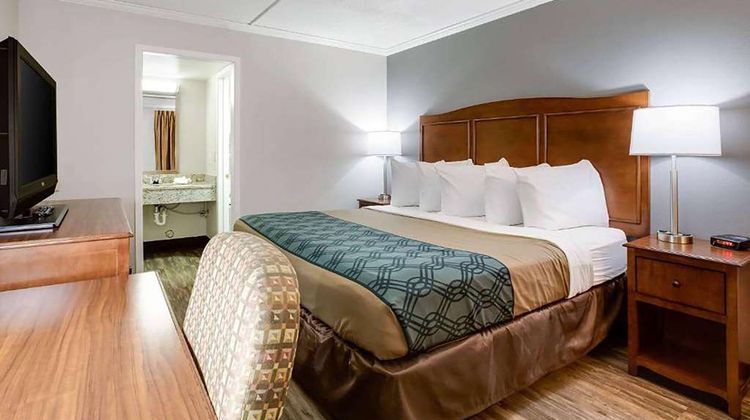 Travelodge by Wyndham Canton/Livonia Area, MI Room