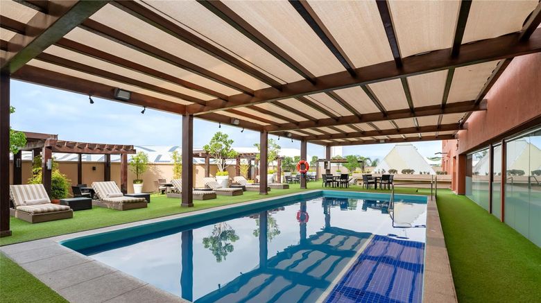 <b>Barcelo Guadalajara Pool</b>. Images powered by <a href="https://iceportal.shijigroup.com/" title="IcePortal" target="_blank">IcePortal</a>.