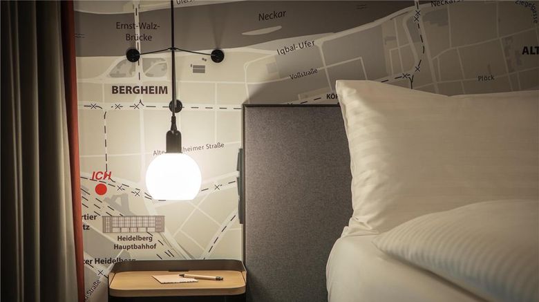 <b>IntercityHotel Heidelberg Room</b>. Images powered by <a href="https://iceportal.shijigroup.com/" title="IcePortal" target="_blank">IcePortal</a>.