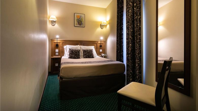 <b>Hotel Heliot Room</b>. Images powered by <a href="https://iceportal.shijigroup.com/" title="IcePortal" target="_blank">IcePortal</a>.