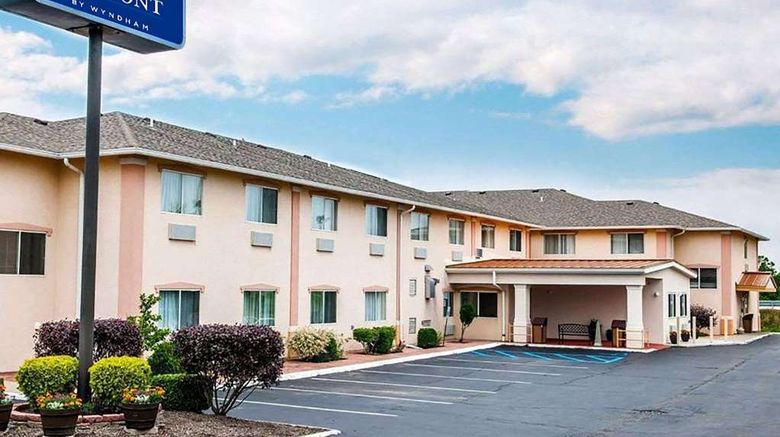 Baymont by Wyndham Richmond I-70 Exterior. Images powered by <a href="https://iceportal.shijigroup.com" target="_blank" rel="noopener">Ice Portal</a>.