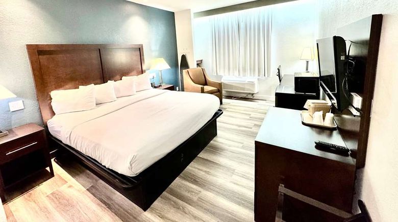 <b>Baymont by Wyndham Richmond I-70 Room</b>. Images powered by <a href="https://iceportal.shijigroup.com/" title="IcePortal" target="_blank">IcePortal</a>.