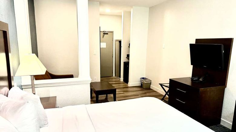 <b>Baymont by Wyndham Richmond I-70 Room</b>. Images powered by <a href="https://iceportal.shijigroup.com/" title="IcePortal" target="_blank">IcePortal</a>.