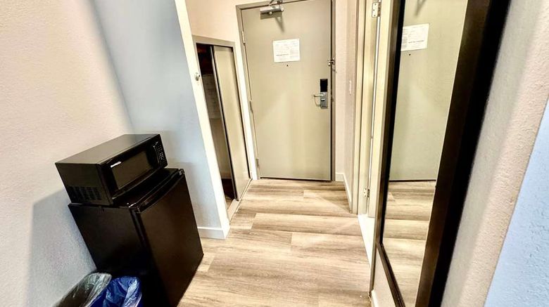 <b>Baymont by Wyndham Richmond I-70 Room</b>. Images powered by <a href="https://iceportal.shijigroup.com/" title="IcePortal" target="_blank">IcePortal</a>.