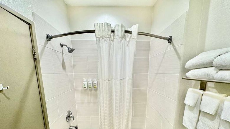 <b>Baymont by Wyndham Richmond I-70 Room</b>. Images powered by <a href="https://iceportal.shijigroup.com/" title="IcePortal" target="_blank">IcePortal</a>.