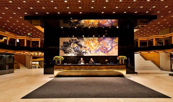 Altis Grand Hotel Lobby