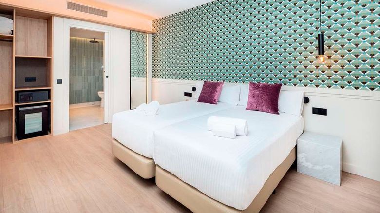 Mellow Apartments Room. Images powered by <a href="https://iceportal.shijigroup.com" target="_blank" rel="noopener">Ice Portal</a>.