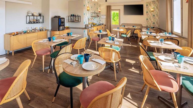 <b>Sure Hotel by BW Sarlat-la-Caneda Restaurant</b>. Images powered by <a href="https://iceportal.shijigroup.com/" title="IcePortal" target="_blank">IcePortal</a>.