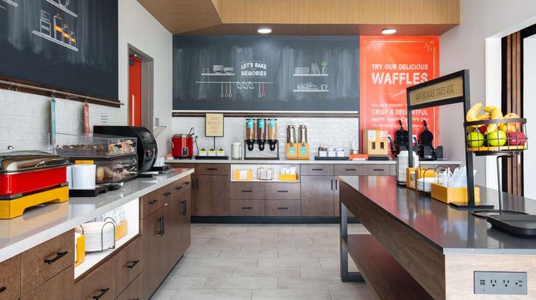 Hampton Inn by Hilton Green Bay Stadium Restaurant