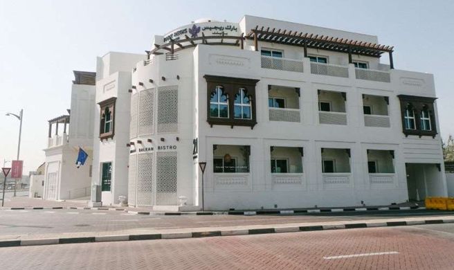 Beach Walk Hotel Exterior