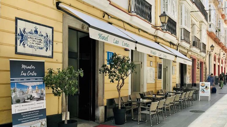 <b>Hotel Las Cortes de Cadiz Exterior</b>. Images powered by <a href="https://iceportal.shijigroup.com/" title="IcePortal" target="_blank">IcePortal</a>.