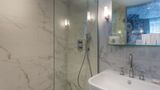 <b>La Comtesse Hotel Room</b>. Images powered by <a href="https://iceportal.shijigroup.com/" title="IcePortal" target="_blank">IcePortal</a>.