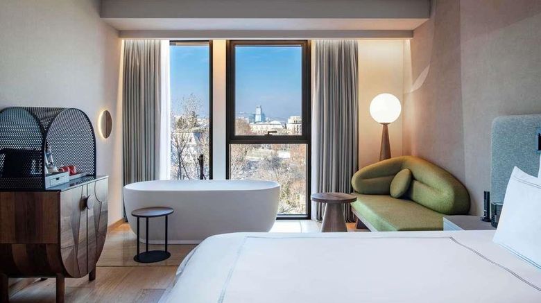 <b>Swissotel Tbilisi Room</b>. Images powered by <a href="https://iceportal.shijigroup.com/" title="IcePortal" target="_blank">IcePortal</a>.