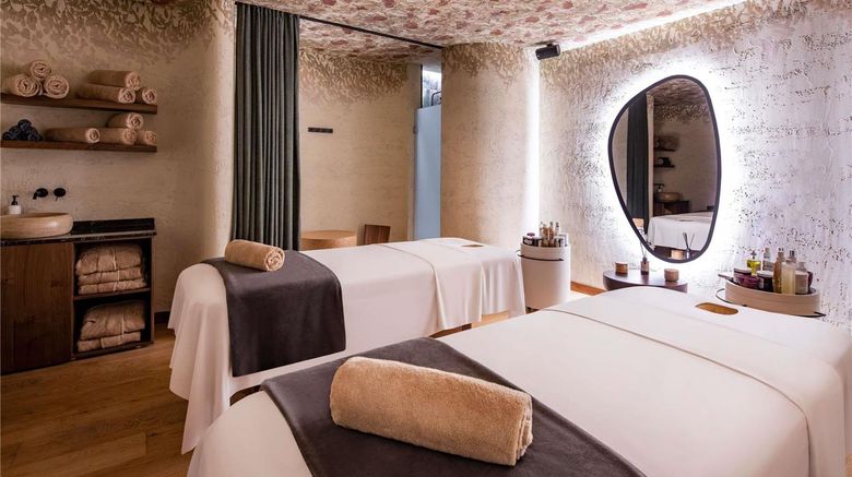 <b>Swissotel Tbilisi Spa</b>. Images powered by <a href="https://iceportal.shijigroup.com/" title="IcePortal" target="_blank">IcePortal</a>.