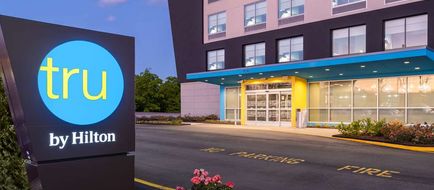 Tru by Hilton Chesapeake Greenbrier Exterior