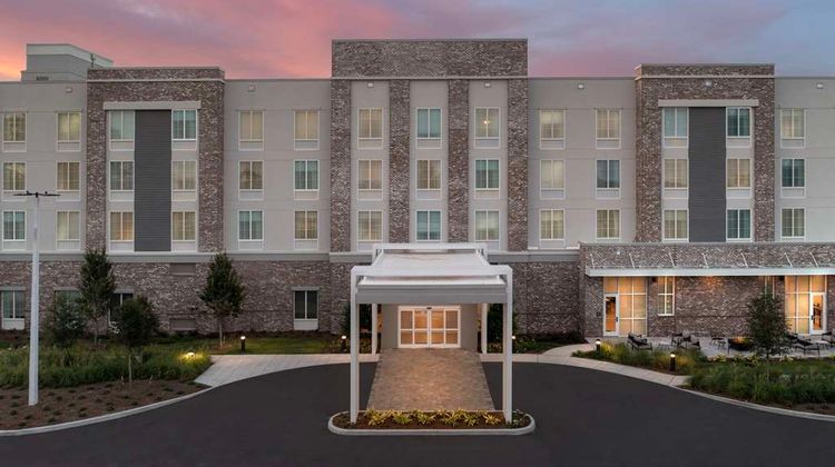 Hilton Garden Inn Pensacola Downtown Exterior