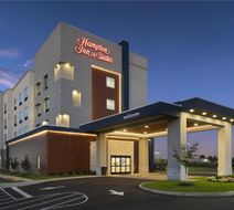 Hampton Inn & Suites Somerset Exterior