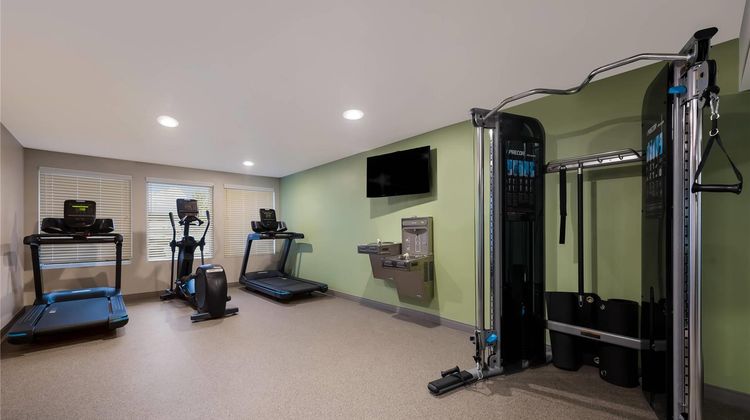 WoodSpring Suites Wixom - Novi Health
