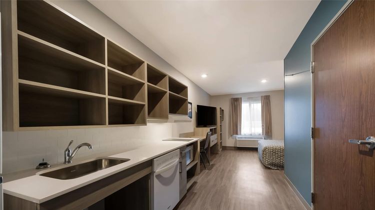 WoodSpring Suites Wixom - Novi Suite