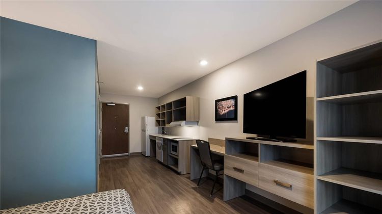 WoodSpring Suites Wixom - Novi Suite