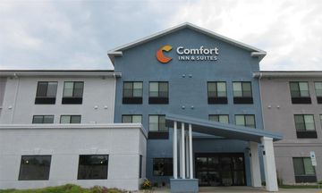 Grand Forks Lodge and Suites