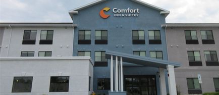 Comfort Inn & Suites Grand Forks Exterior