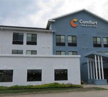 Comfort Inn & Suites Grand Forks Exterior