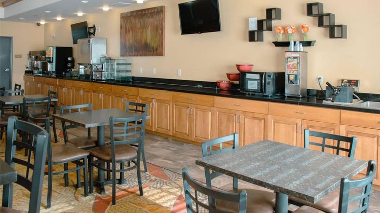 Comfort Inn & Suites Grand Forks Restaurant