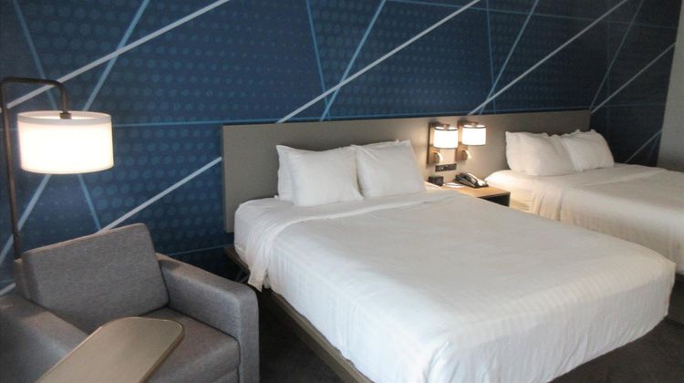 Comfort Inn & Suites Grand Forks Room