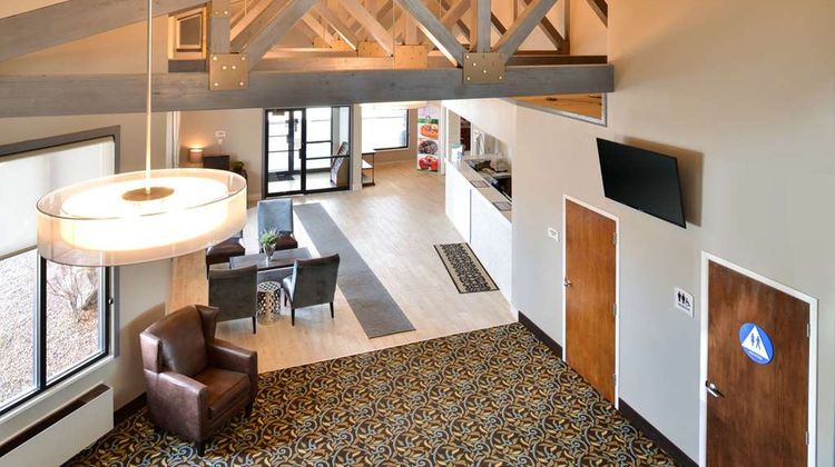 Wingate by Wyndham Beaver I-15 Lobby