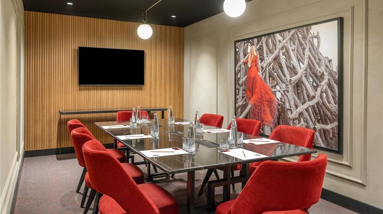 Radisson RED Izmir Point Bornova Meeting
