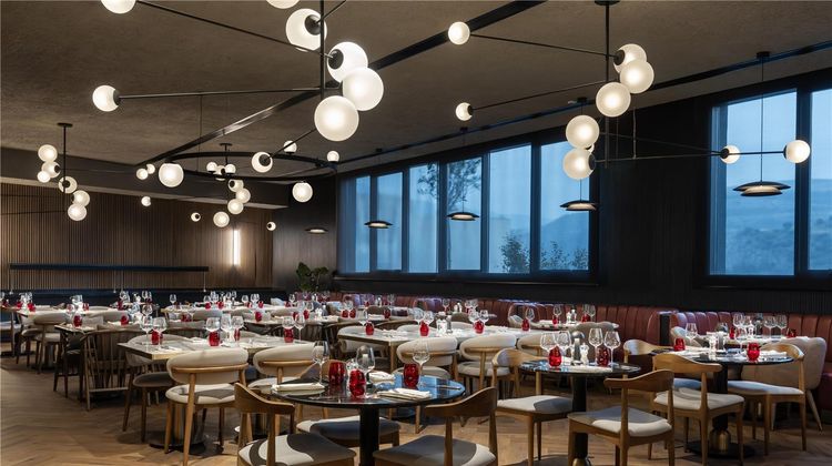 Radisson RED Izmir Point Bornova Restaurant