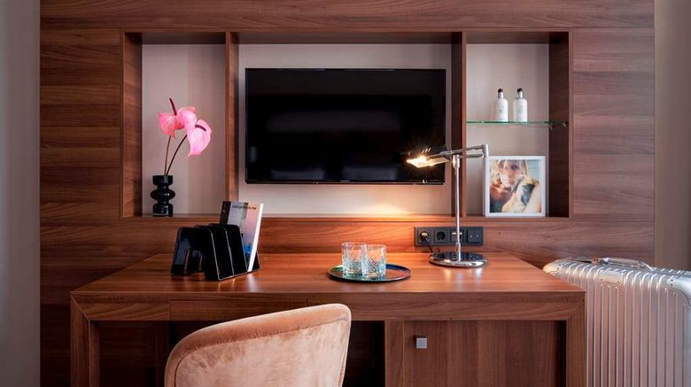 <b>Flemings Selection Hotel Frankfurt-City Room</b>. Images powered by <a href="https://iceportal.shijigroup.com/" title="IcePortal" target="_blank">IcePortal</a>.