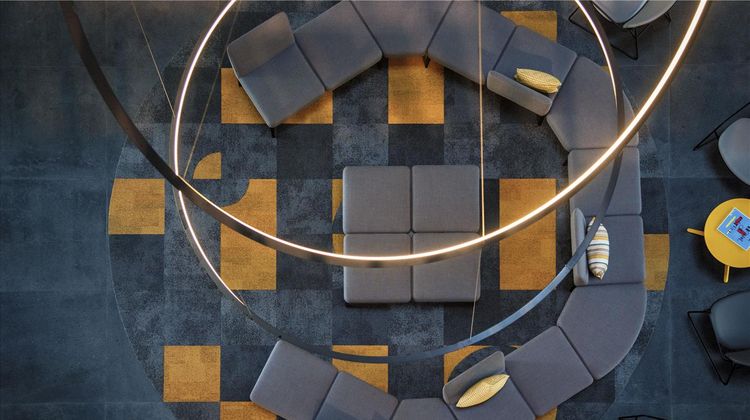 Ola Santiago Providencia, Tapestry Coll Lobby