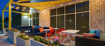 Tru by Hilton Charlotte Tyvola I-77 Exterior
