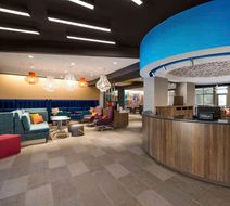 Tru by Hilton Charlotte Tyvola I-77 Lobby