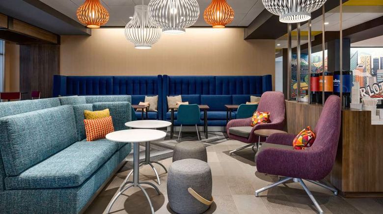 <b>Tru by Hilton Charlotte Tyvola I-77 Lobby</b>. Images powered by <a href="https://iceportal.shijigroup.com/" title="IcePortal" target="_blank">IcePortal</a>.