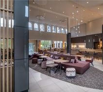 Hampton by Hilton Potsdam Lobby