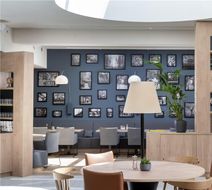 Hampton by Hilton Potsdam Lobby