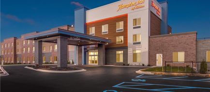 Hampton Inn St Ignace Lakefront Mackinac Exterior