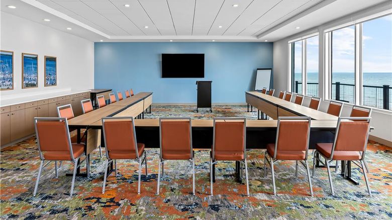 <b>Hampton Inn St Ignace Lakefront Mackinac Meeting</b>. Images powered by <a href="https://iceportal.shijigroup.com/" title="IcePortal" target="_blank">IcePortal</a>.