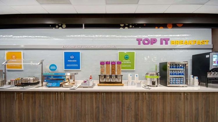Tru by Hilton Wake Forest Raleigh North Restaurant