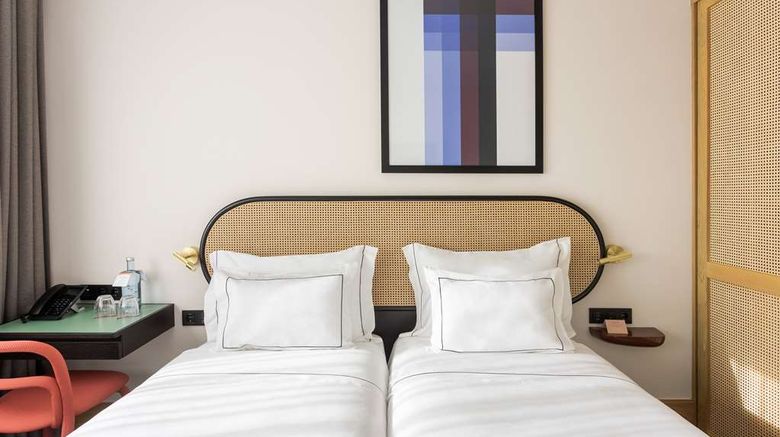 <b>Arts Hotel Porto Tapestry Coll by Hilton Room</b>. Images powered by <a href="https://iceportal.shijigroup.com/" title="IcePortal" target="_blank">IcePortal</a>.