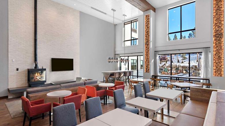 <b>Hampton Inn Big Bear Lake Restaurant</b>. Images powered by <a href="https://iceportal.shijigroup.com/" title="IcePortal" target="_blank">IcePortal</a>.