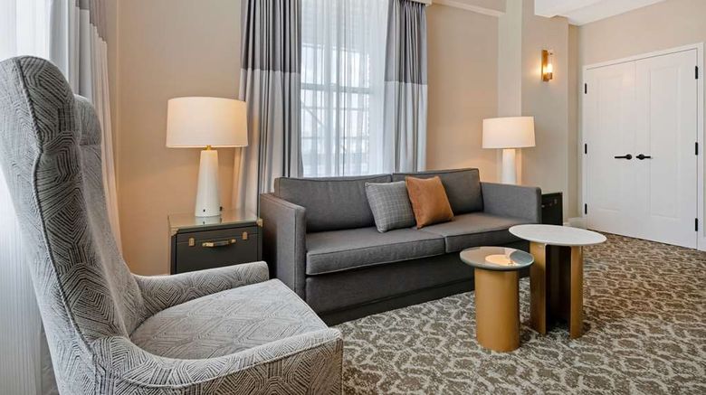 <b>Hotel Flor Tampa Downtown, Tapestry Coll Room</b>. Images powered by <a href="https://iceportal.shijigroup.com/" title="IcePortal" target="_blank">IcePortal</a>.