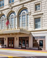 Hotel Flor Tampa Downtown, Tapestry Coll