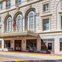 Hotel Flor Tampa Downtown, Tapestry Coll